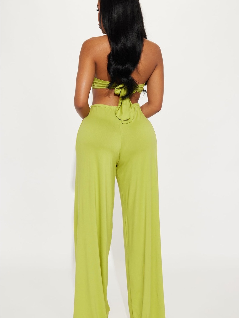 💚Fashion Nova Lime Green O-Ring Halter Wide Leg Jumpsuit | Tags Attached - Picture 4 of 4
